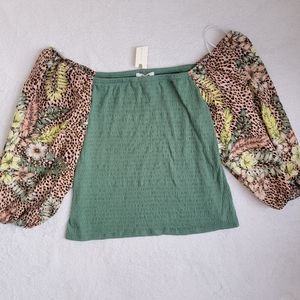 NWT W Anthropologie Green Off The Shoulder Ruched Top Leopard Floral Sleeves M